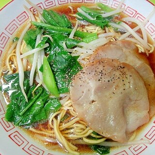 つるむらさきともやしの醬油ラーメン